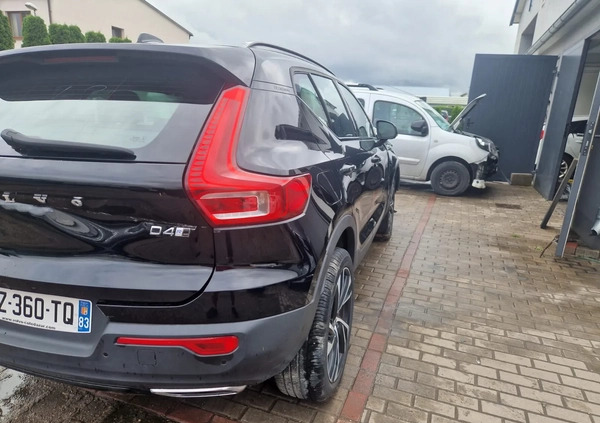 Volvo XC 40 cena 39900 przebieg: 67000, rok produkcji 2018 z Chodzież małe 529